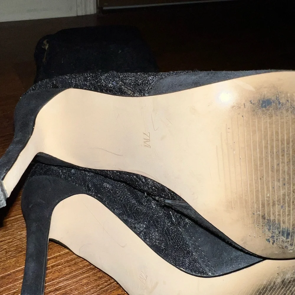 Guess Black Lace Textured Over Knee High Stiletto Heel Zip Up Boots Size 7